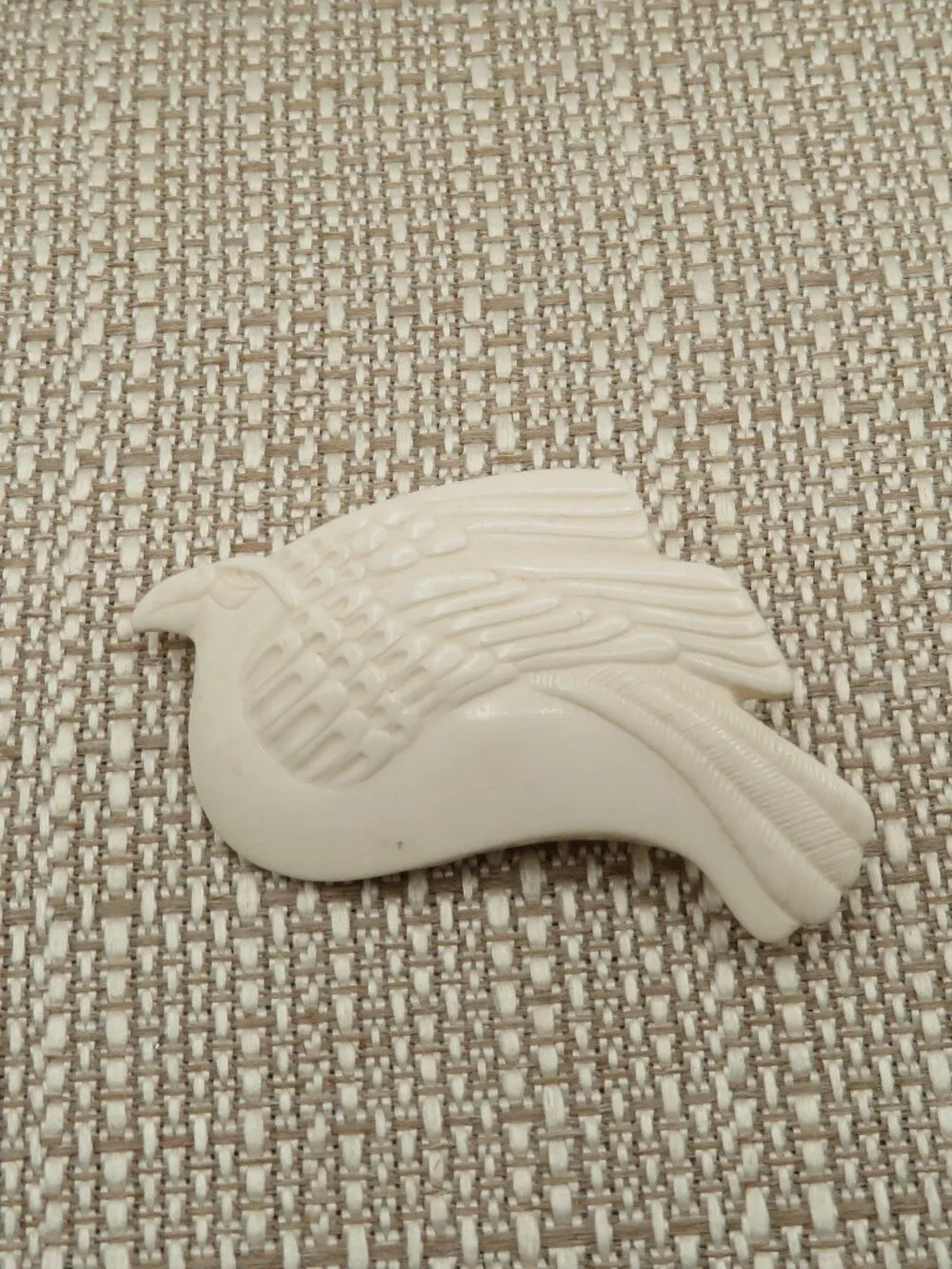 Vintage Laurel Burch Snow Dove Bird Resin Brooch